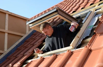 Pose de fenêtres de toit Velux à Cramans